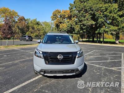 2023 Nissan Pathfinder Platinum - zdjęcie 2 z 31 - miniatura