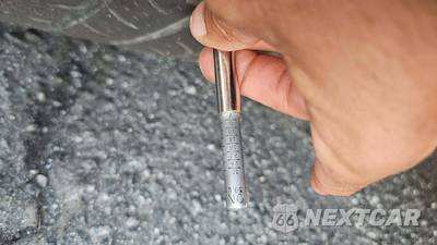 2015 Toyota Camry LE - zdjęcie 63 z 64 - miniatura