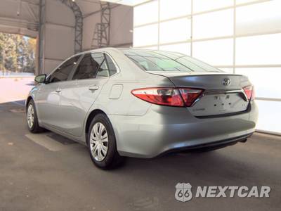 2015 Toyota Camry LE - zdjęcie 6 z 64 - miniatura