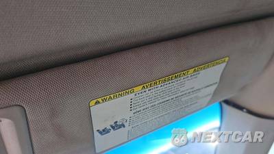 2015 Toyota Camry LE - zdjęcie 38 z 64 - miniatura