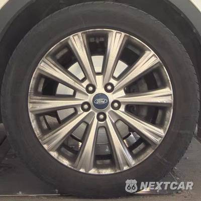 2017 Ford Escape Titanium - zdjęcie 16 z 32 - miniatura