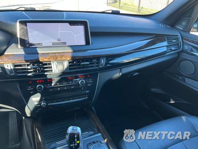 2017 BMW X5 Sports Activity Vehicle xDrive35i - zdjęcie 14 z 19 - miniatura