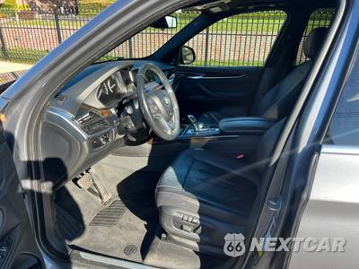 2017 BMW X5 Sports Activity Vehicle xDrive35i - zdjęcie 16 z 19 - miniatura