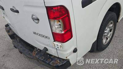 2017 Nissan NV2500 HD Cargo SV Standard Roof 146.1" WB - zdjęcie 29 z 31 - miniatura