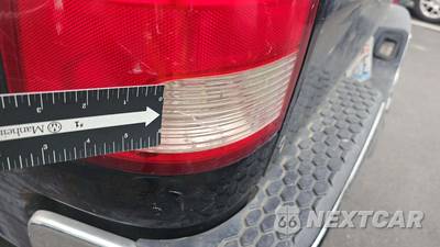 2015 Ram 1500 SLT Crew Cab Medium Bed - zdjęcie 26 z 61 - miniatura