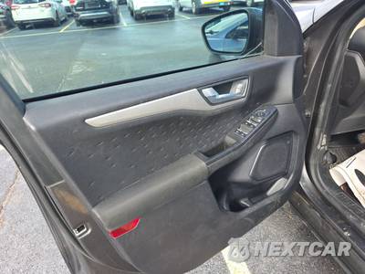 2020 Ford Escape SE - zdjęcie 9 z 21 - miniatura