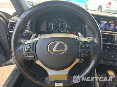2017 Lexus IS 200t F SPORT - zdjęcie 10 z 32 - miniatura