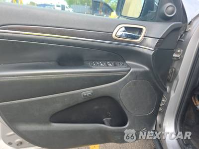 2015 Jeep Grand Cherokee Limited - zdjęcie 9 z 46 - miniatura