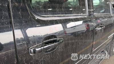 2012 Chevrolet Suburban 1500 LT 1LT - zdjęcie 32 z 57 - miniatura