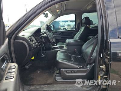 2012 Chevrolet Suburban 1500 LT 1LT - zdjęcie 7 z 57 - miniatura