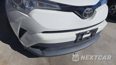 2018 Toyota C-HR XLE - zdjęcie 21 z 26 - miniatura