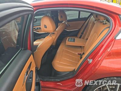 2021 BMW 3 Series Sedan 330i - zdjęcie 13 z 39 - miniatura