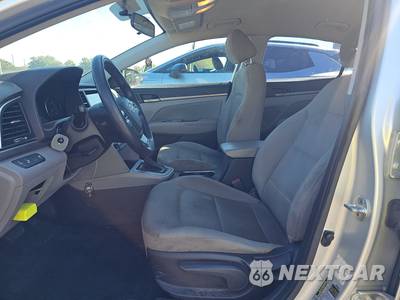 2018 Hyundai Elantra SEL Sedan - zdjęcie 7 z 21 - miniatura