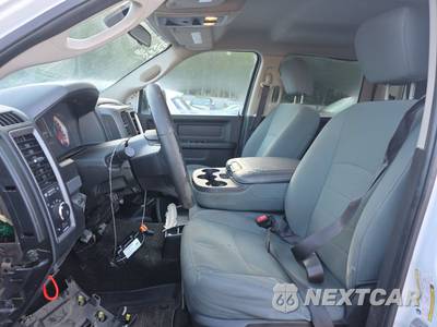 2017 Ram 1500 Express Crew Cab Short Bed - zdjęcie 7 z 33 - miniatura