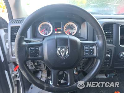 2017 Ram 1500 Express Crew Cab Short Bed - zdjęcie 10 z 33 - miniatura