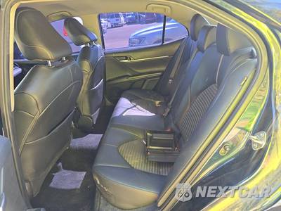 2020 Toyota Camry SE - zdjęcie 13 z 47 - miniatura