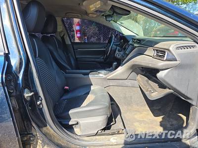 2020 Toyota Camry SE - zdjęcie 8 z 47 - miniatura