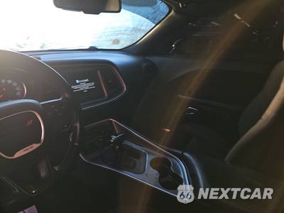 2020 Dodge Challenger SXT - zdjęcie 11 z 30 - miniatura