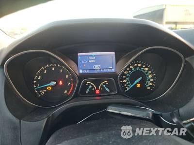 2012 Ford Focus SE Sedan - zdjęcie 12 z 57 - miniatura