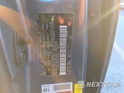 2015 Toyota Sienna XLE 8-Passenger 119.3" WB - zdjęcie 15 z 34 - miniatura