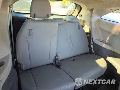 2021 Toyota Sienna XLE 8-Passenger 120.5" WB - zdjęcie 14 z 37 - miniatura