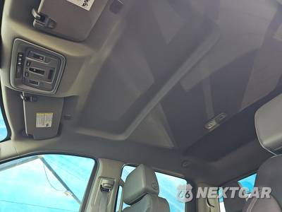 2025 Chevrolet Silverado 1500 RST Crew Cab Short Bed 1SP - zdjęcie 18 z 21 - miniatura