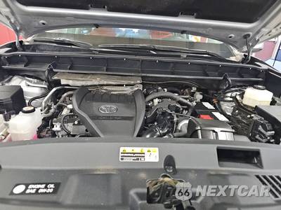 2024 Toyota Highlander XLE - zdjęcie 16 z 36 - miniatura