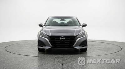 2025 Nissan Altima SV - zdjęcie 2 z 12 - miniatura