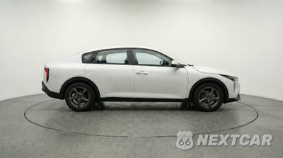 2025 Kia K4 LXS - zdjęcie 8 z 12 - miniatura
