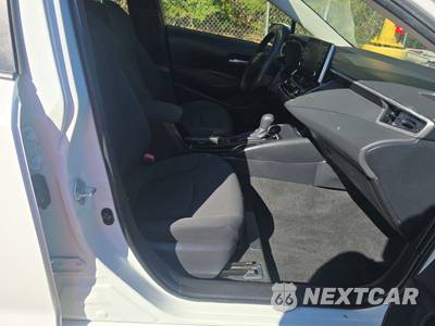 2021 Toyota Corolla LE Sedan - zdjęcie 8 z 33 - miniatura