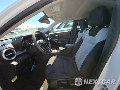 2026 Chevrolet Trax LS - zdjęcie 7 z 22 - miniatura