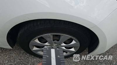 2021 Toyota Corolla LE Sedan - zdjęcie 36 z 38 - miniatura
