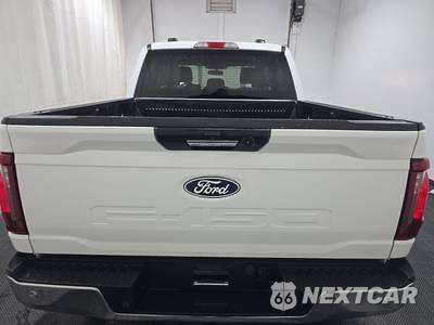 2024 Ford F-150 XLT Crew Cab Short Bed - zdjęcie 5 z 22 - miniatura