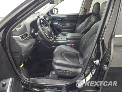 2026 Toyota Highlander XLE - zdjęcie 7 z 21 - miniatura