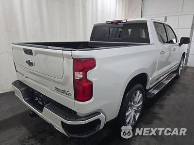 2025 Chevrolet Silverado 1500 High Country Crew Cab Short Bed 3LZ - zdjęcie 4 z 19 - miniatura