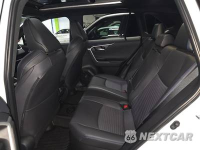 2025 Toyota RAV4 Hybrid XSE - zdjęcie 16 z 23 - miniatura