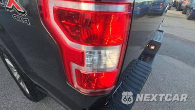 2018 Ford F-150 XL Extended Cab Medium Bed w/Rear Doors - zdjęcie 20 z 21 - miniatura