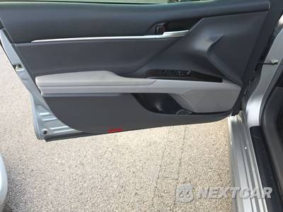 2021 Toyota Camry SE - zdjęcie 9 z 23 - miniatura