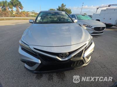 2021 Toyota Camry SE - zdjęcie 2 z 23 - miniatura