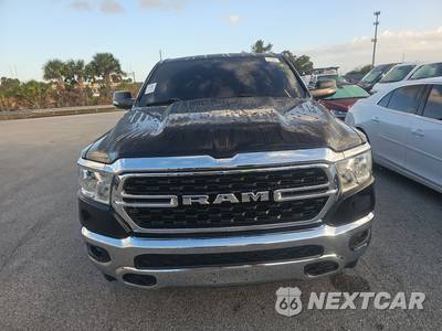 2022 Ram 1500 Big Horn Crew Cab Medium Bed - zdjęcie 2 z 18 - miniatura