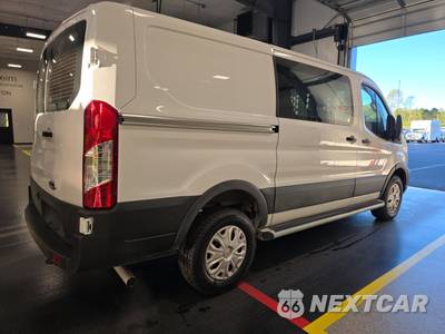 2025 Ford Transit 250 Cargo Van Low Roof 130.0" WB - zdjęcie 4 z 25 - miniatura