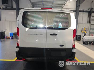 2025 Ford Transit 250 Cargo Van Low Roof 130.0" WB - zdjęcie 5 z 21 - miniatura