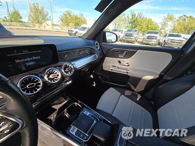 2020 Mercedes-Benz GLB 250 4MATIC - zdjęcie 11 z 24 - miniatura