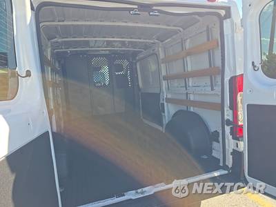 2025 Ram ProMaster 2500 Cargo Van Tradesman w/Passenger Seat Low Roof 136.0" WB - zdjęcie 15 z 18 - miniatura