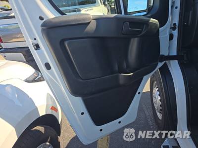2025 Ram ProMaster 2500 Cargo Van Tradesman w/Passenger Seat Low Roof 136.0" WB - zdjęcie 9 z 18 - miniatura