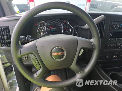 2025 GMC Savana 2500 Cargo Van 1WT 135.0" WB - zdjęcie 10 z 26 - miniatura