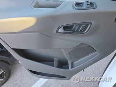 2025 Ford Transit 250 Cargo Van Low Roof 130.0" WB - zdjęcie 9 z 22 - miniatura