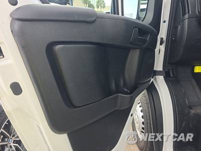 2025 Ram ProMaster 2500 Cargo Van Tradesman w/Passenger Seat Low Roof 136.0" WB - zdjęcie 9 z 22 - miniatura