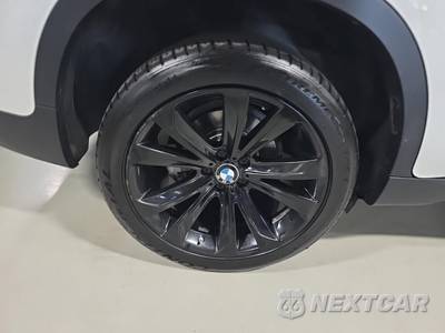2018 BMW X6 Sports Activity Vehicle xDrive35i - zdjęcie 10 z 23 - miniatura