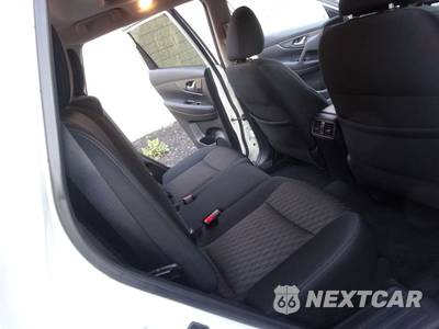 2017 Nissan Rogue SV - zdjęcie 35 z 67 - miniatura